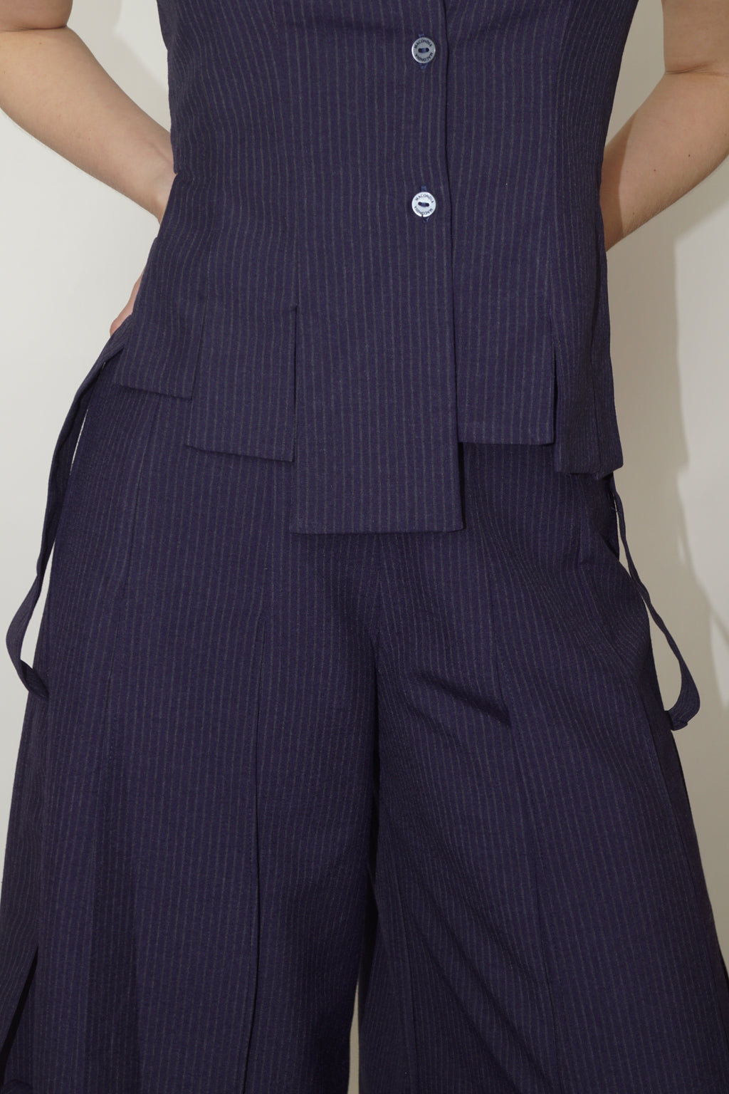Navy Motion Vest