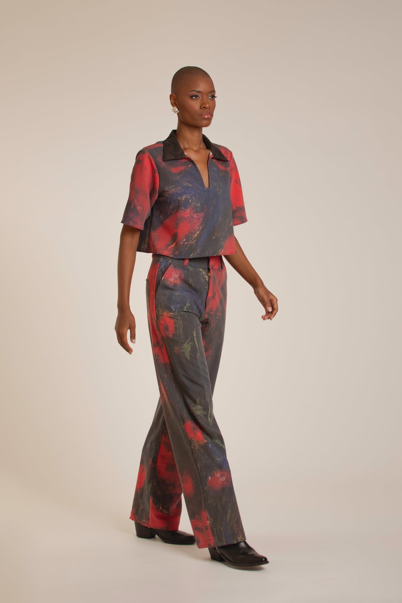 'Red Roses' Straight-Leg Pants