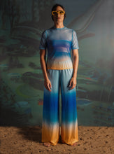 Cargar imagen en el visor de la galería, “The Beach Shirt” Sunset

