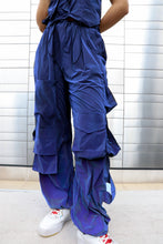 Cargar imagen en el visor de la galería, The Reflective Dark Blue Pants
