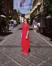 Cargar imagen en el visor de la galería, “The Beach Midi Dress” Fuchsia
