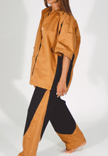 Cargar imagen en el visor de la galería, The Big Oversized Toffee

